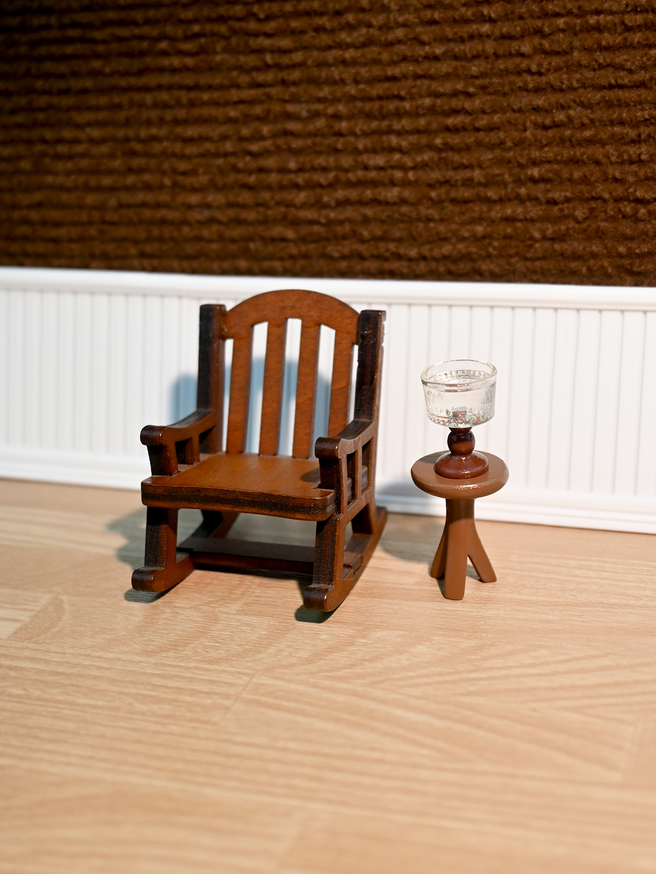 Miniature Rocking Chair, Minia – Food Storage On Table Bewertung und Preis