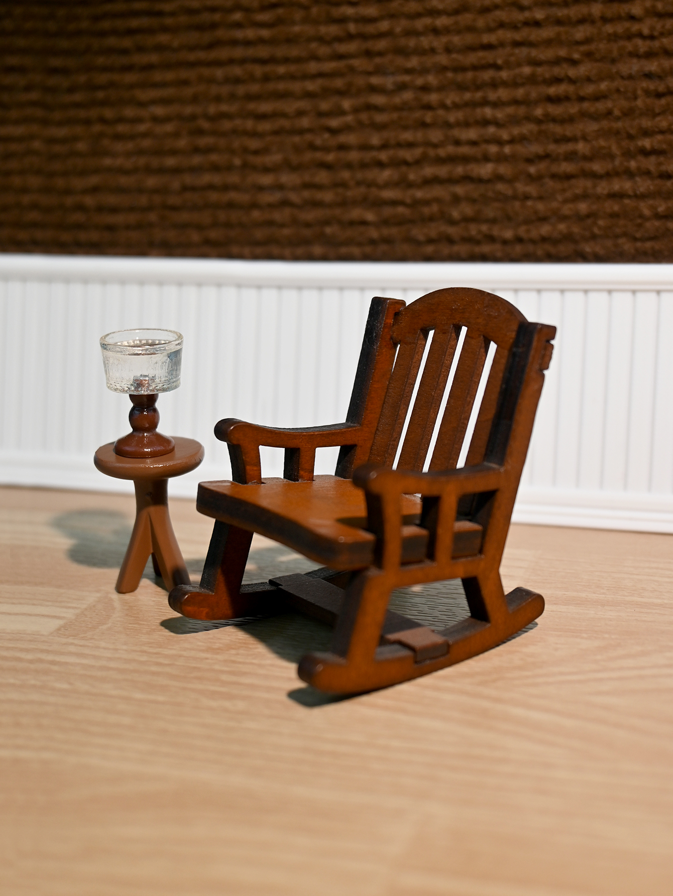 Miniature Rocking Chair, Minia – Food Storage On Table Bewertung und Preis